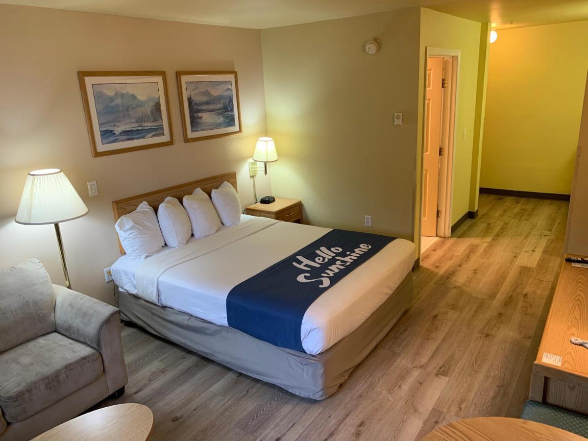Days Inn By Wyndham Ocean Shores Exterior foto