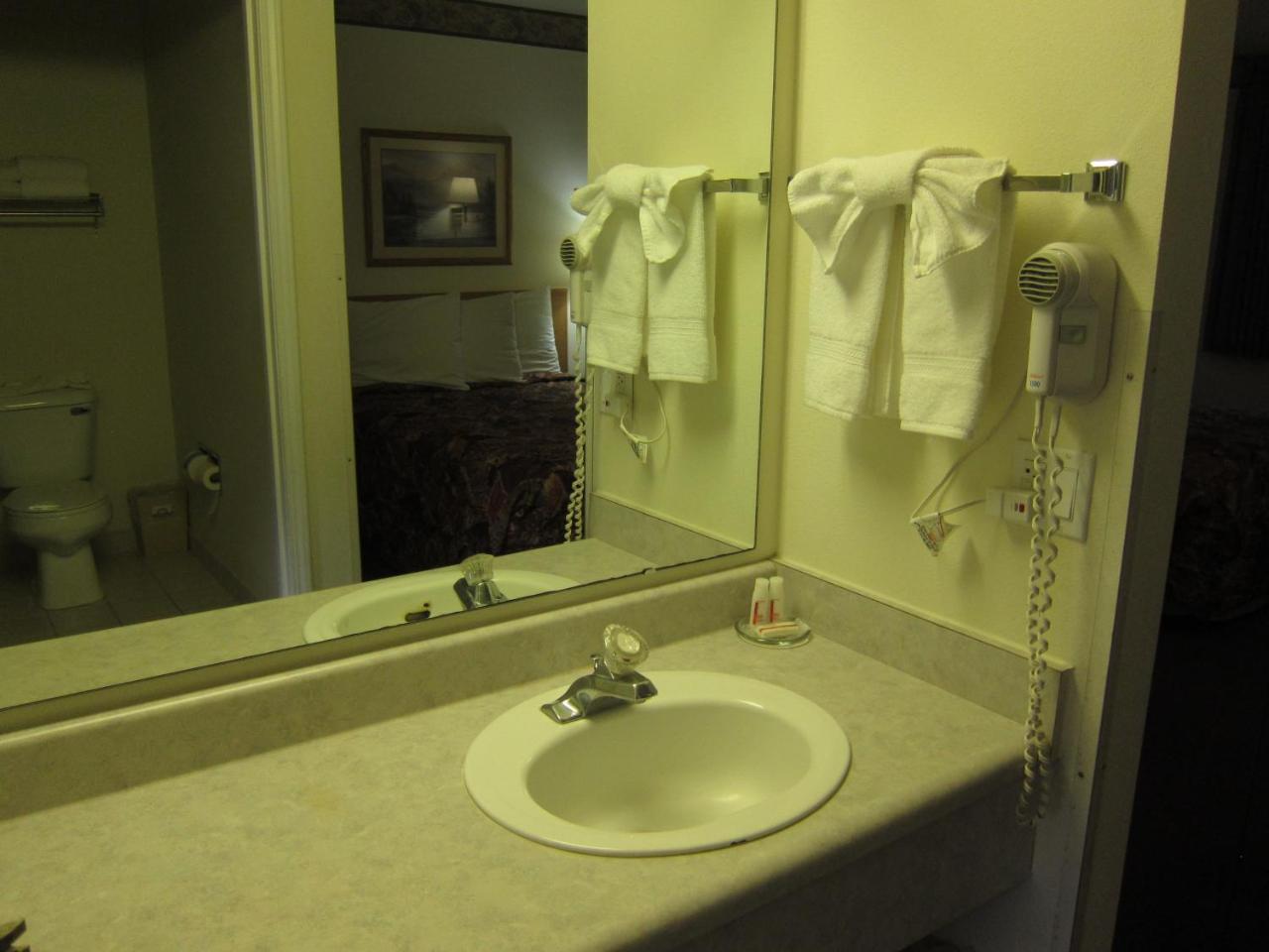 Days Inn By Wyndham Ocean Shores Quarto foto